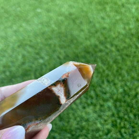 Carnelian Tower - Picture 8 of 12